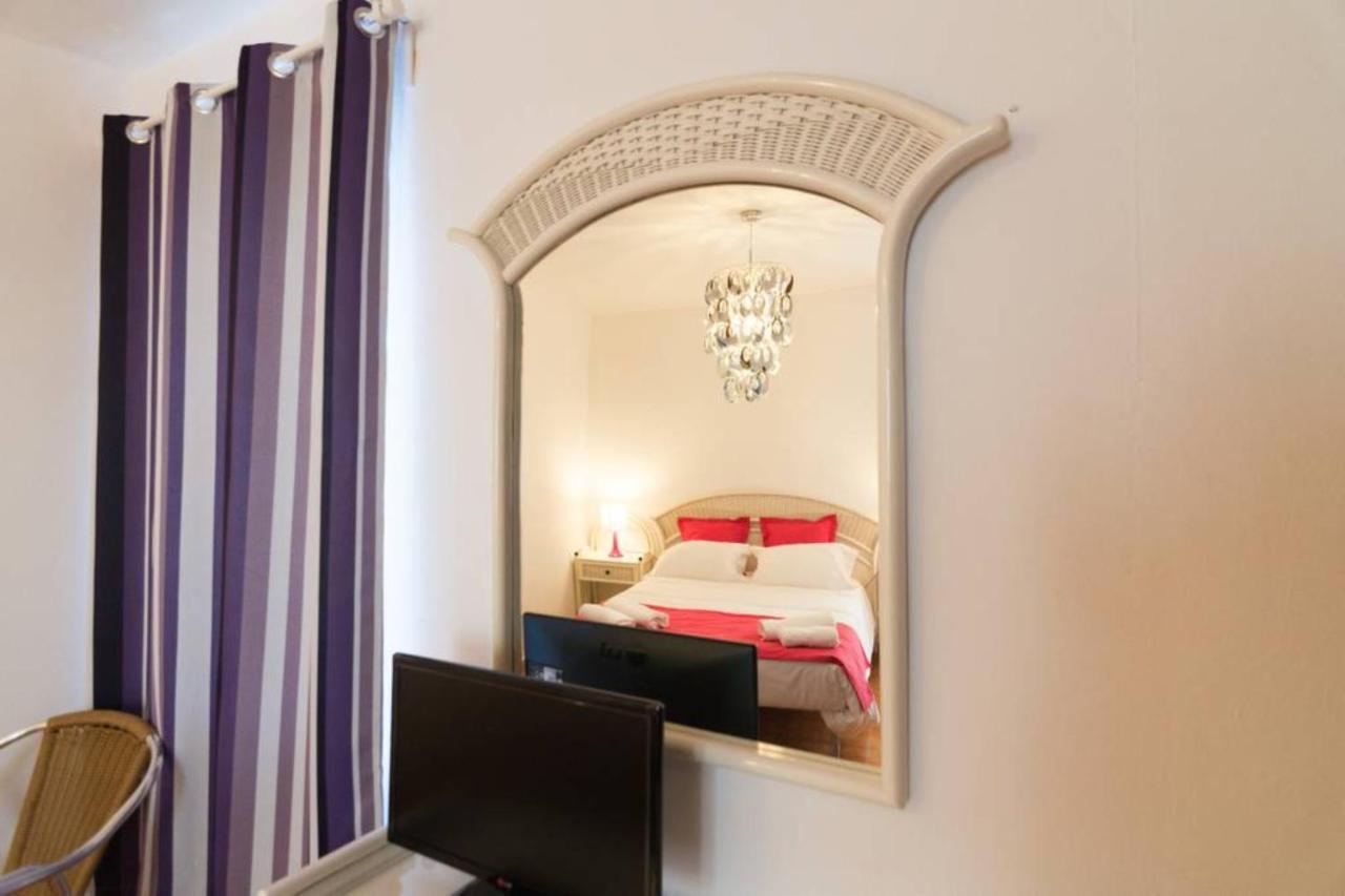 Apartamentos Bolsa Larios Малага Экстерьер фото